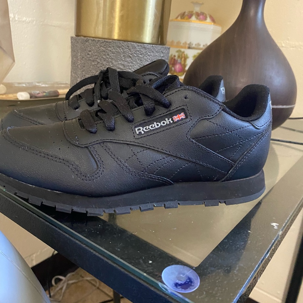 Boys Black Reebok Classics